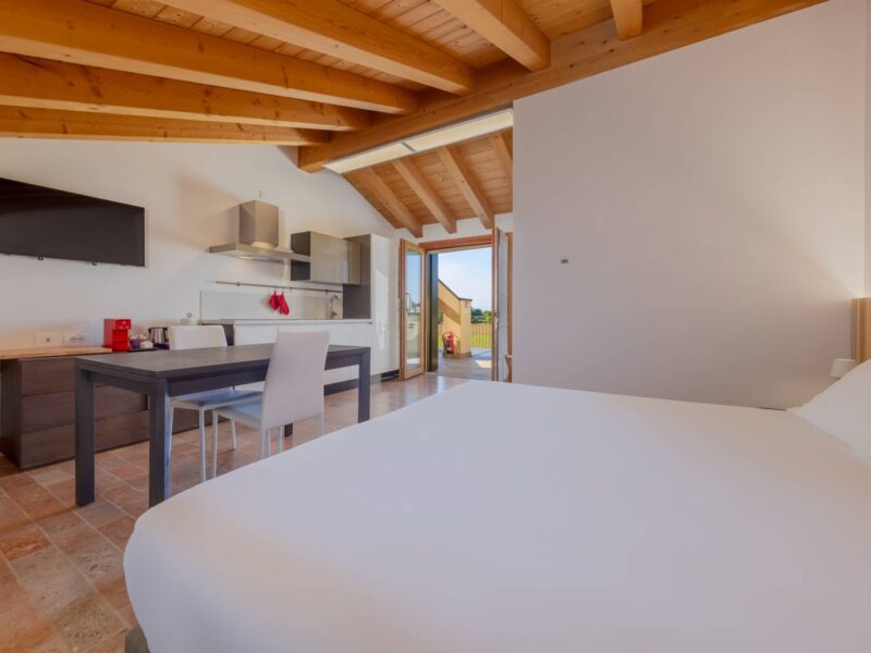 Cucina con vista nell'openspace